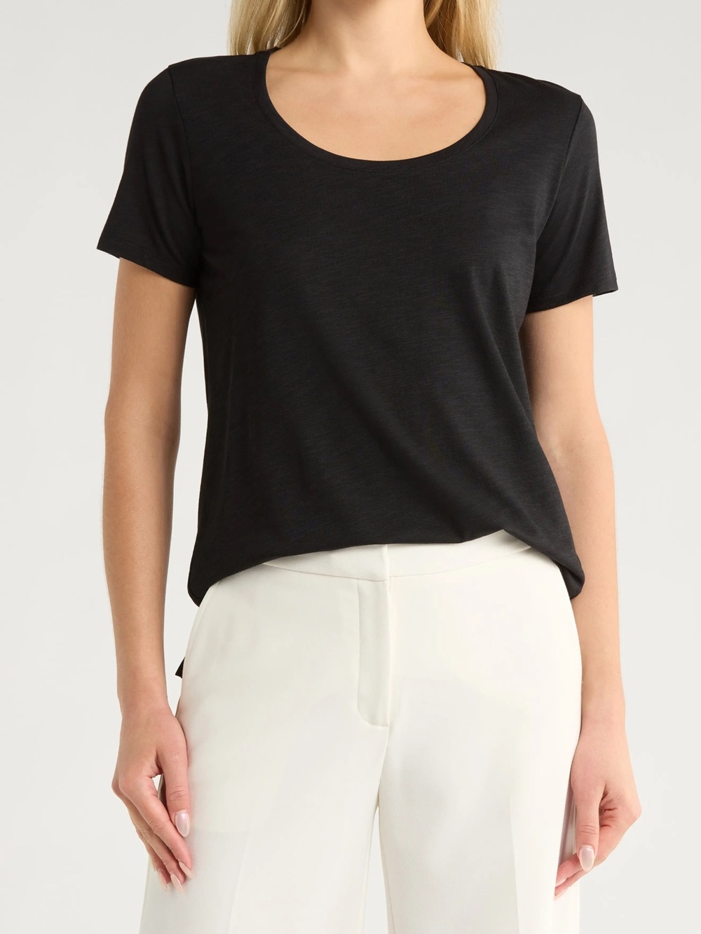 NWT Women’s Theory Pinati B Black Tee- M